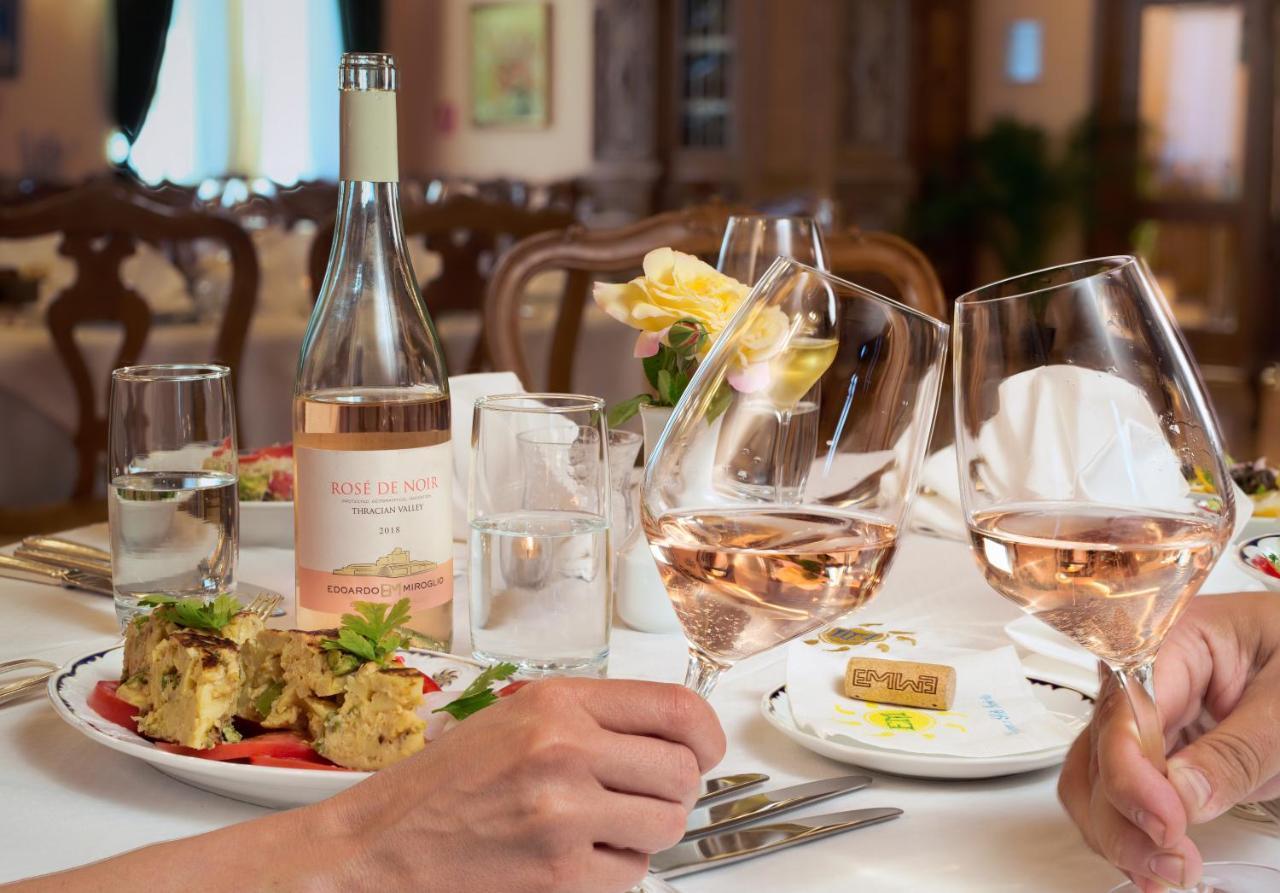 Elenovo  Hotel Soli Invicto מראה חיצוני תמונה