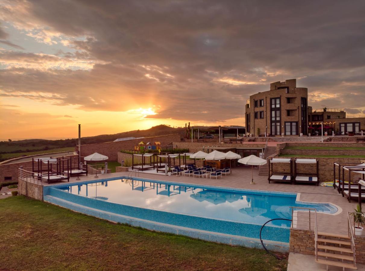 Elenovo  Hotel Soli Invicto מראה חיצוני תמונה
